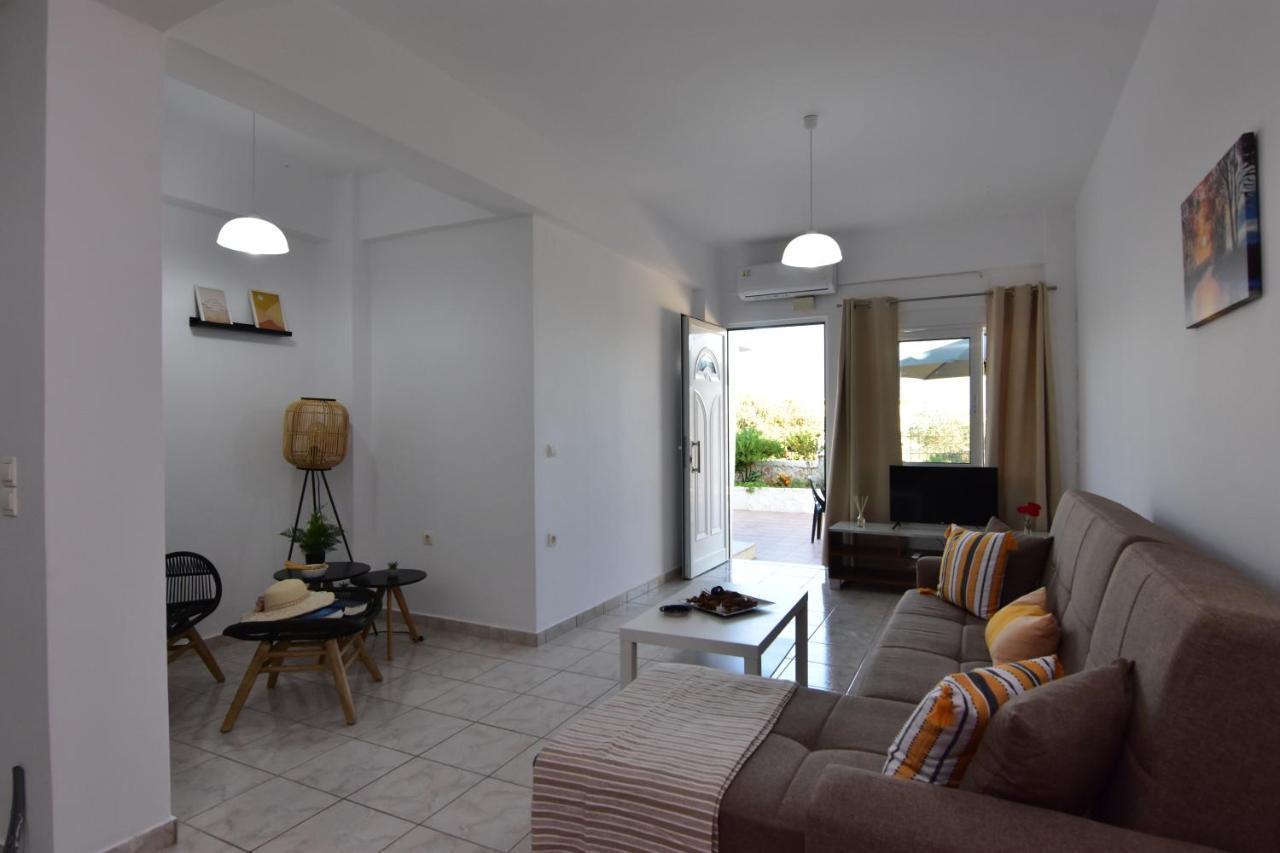 Iakovos Apartments Chorafakia Extérieur photo