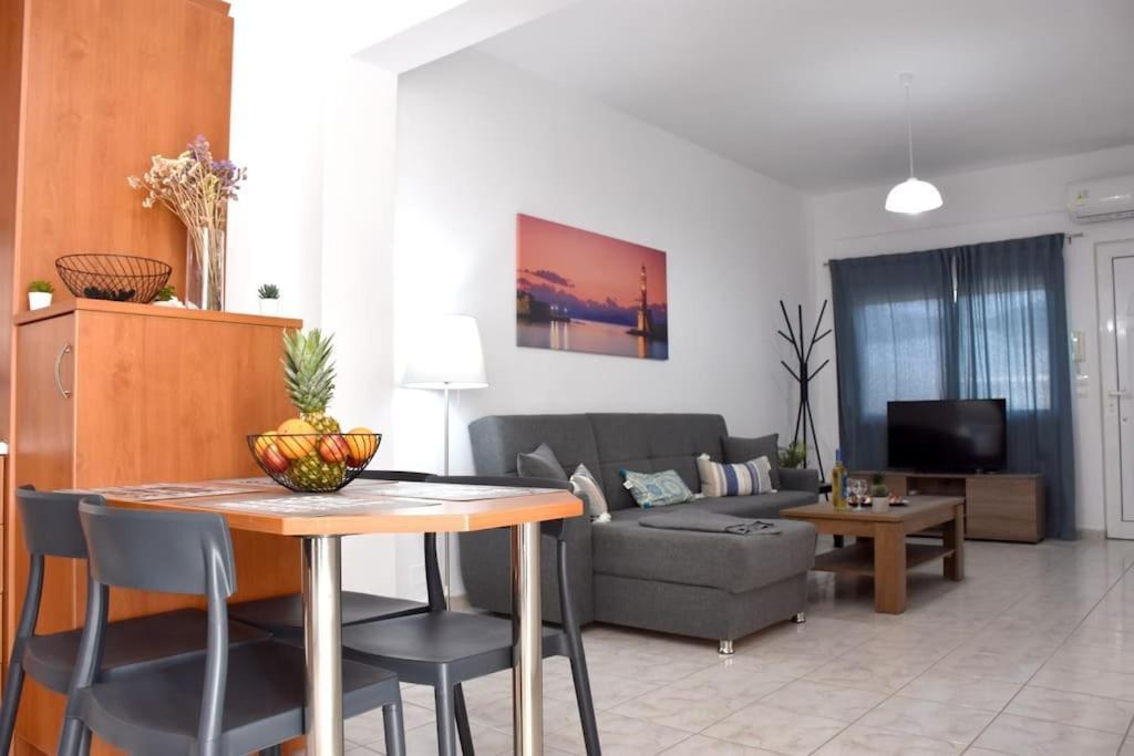 Iakovos Apartments Chorafakia Extérieur photo