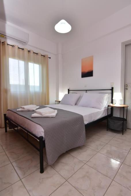 Iakovos Apartments Chorafakia Extérieur photo