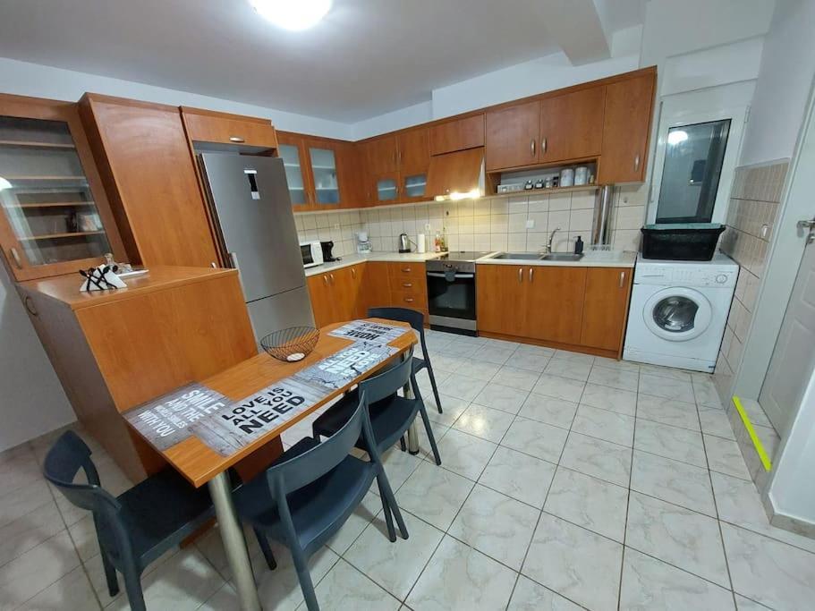 Iakovos Apartments Chorafakia Extérieur photo