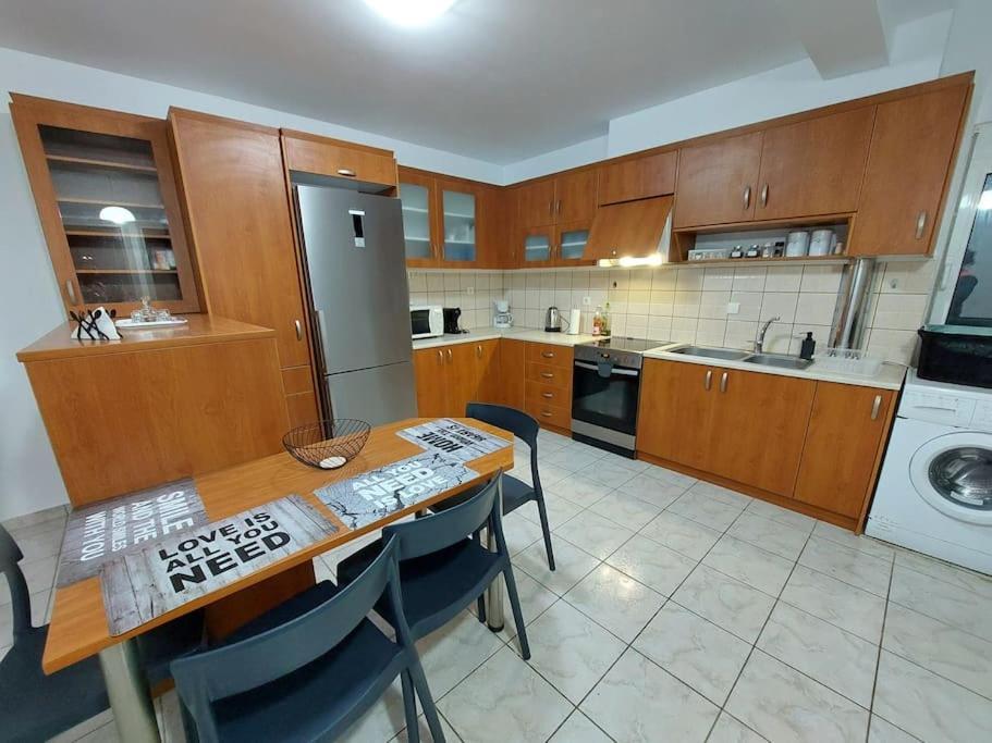 Iakovos Apartments Chorafakia Extérieur photo